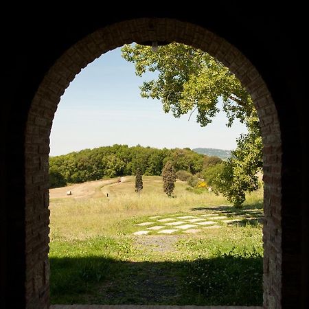 I Quattro Elementi Bed & Breakfast Volterra Bagian luar foto